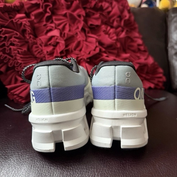 On Running  Women's Cloudmonster 2 size 8.5 Color in Mineral | Aloe NWOT - Picture 9 of 11